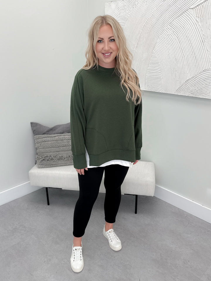 Willow Pullover in Olive