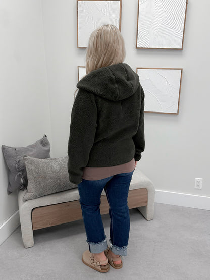 Flinn Jacket in Olive