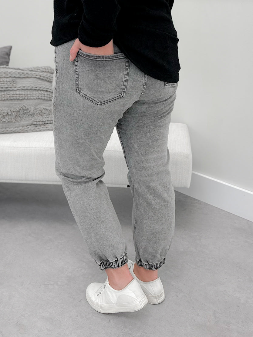 Noville Jogger Crop in Grey Acid