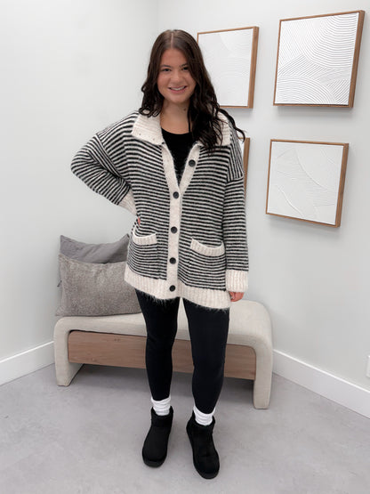 Dixen Cardigan in Black Stripe