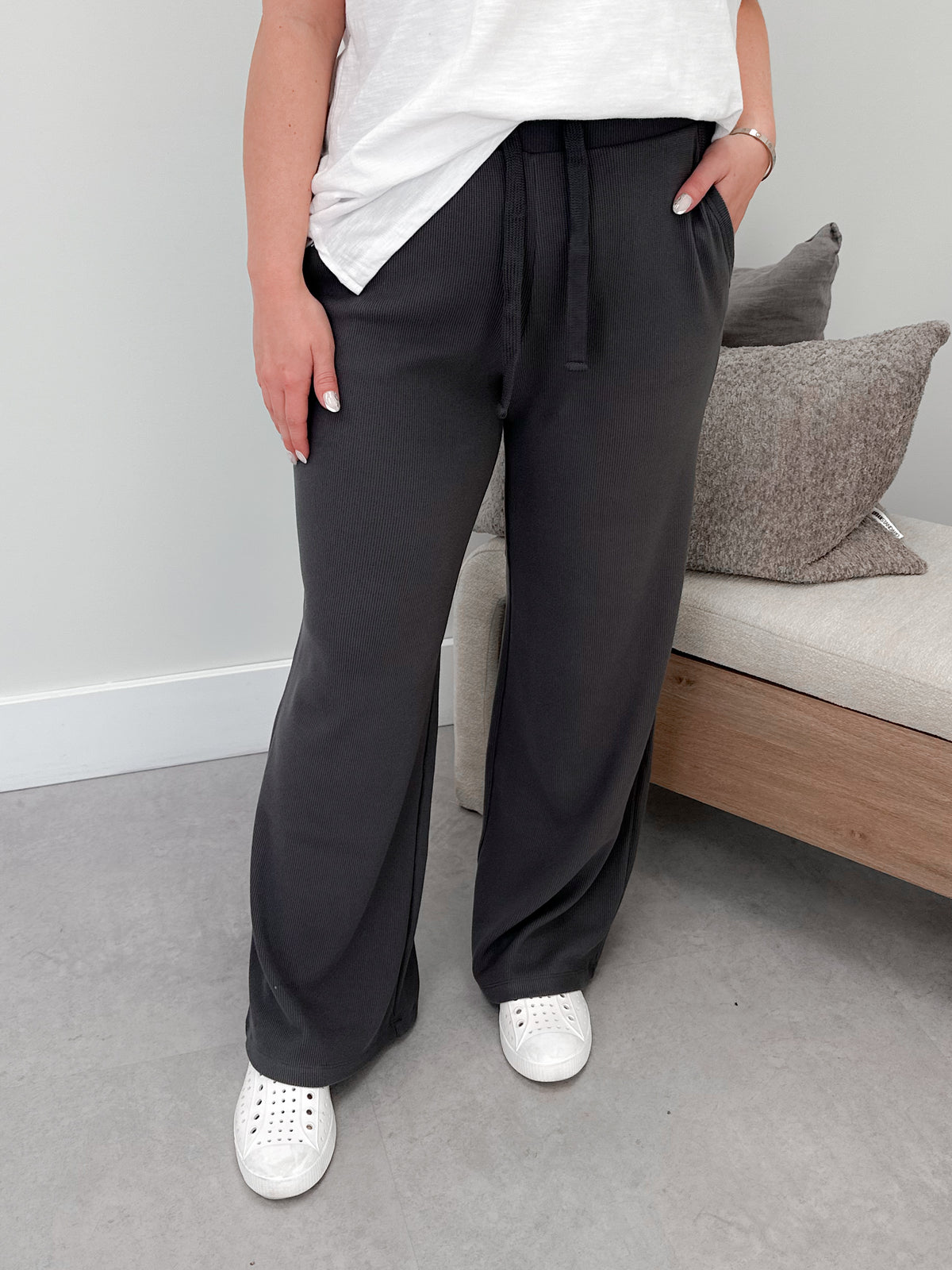 Marci Wide Leg Lounge Pants in Coal