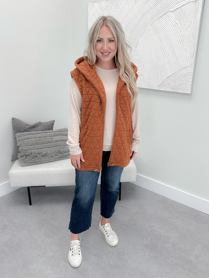 Miller Quilted Vest in Rust