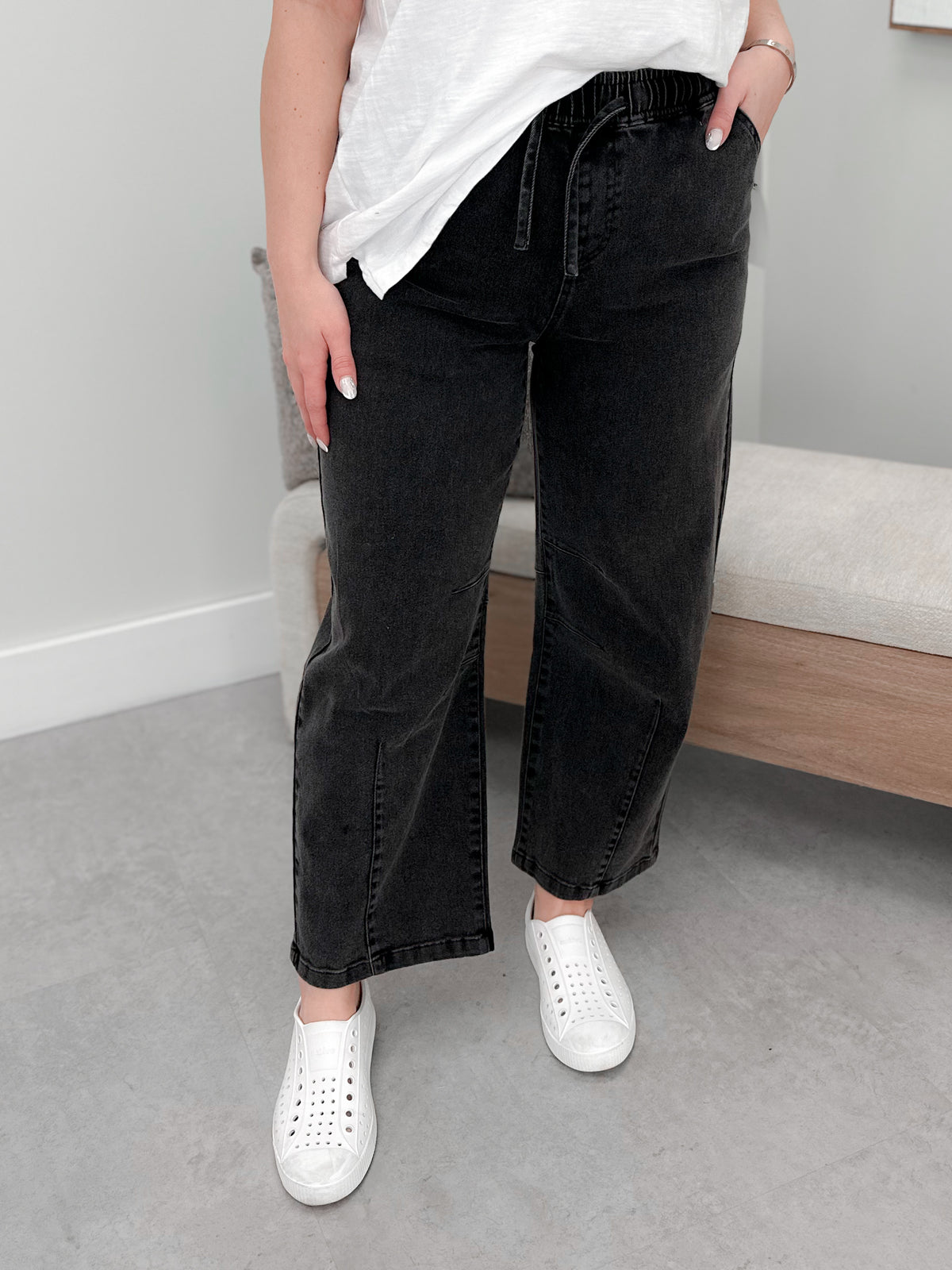 Anstie Pull On Jeans in Charcoal