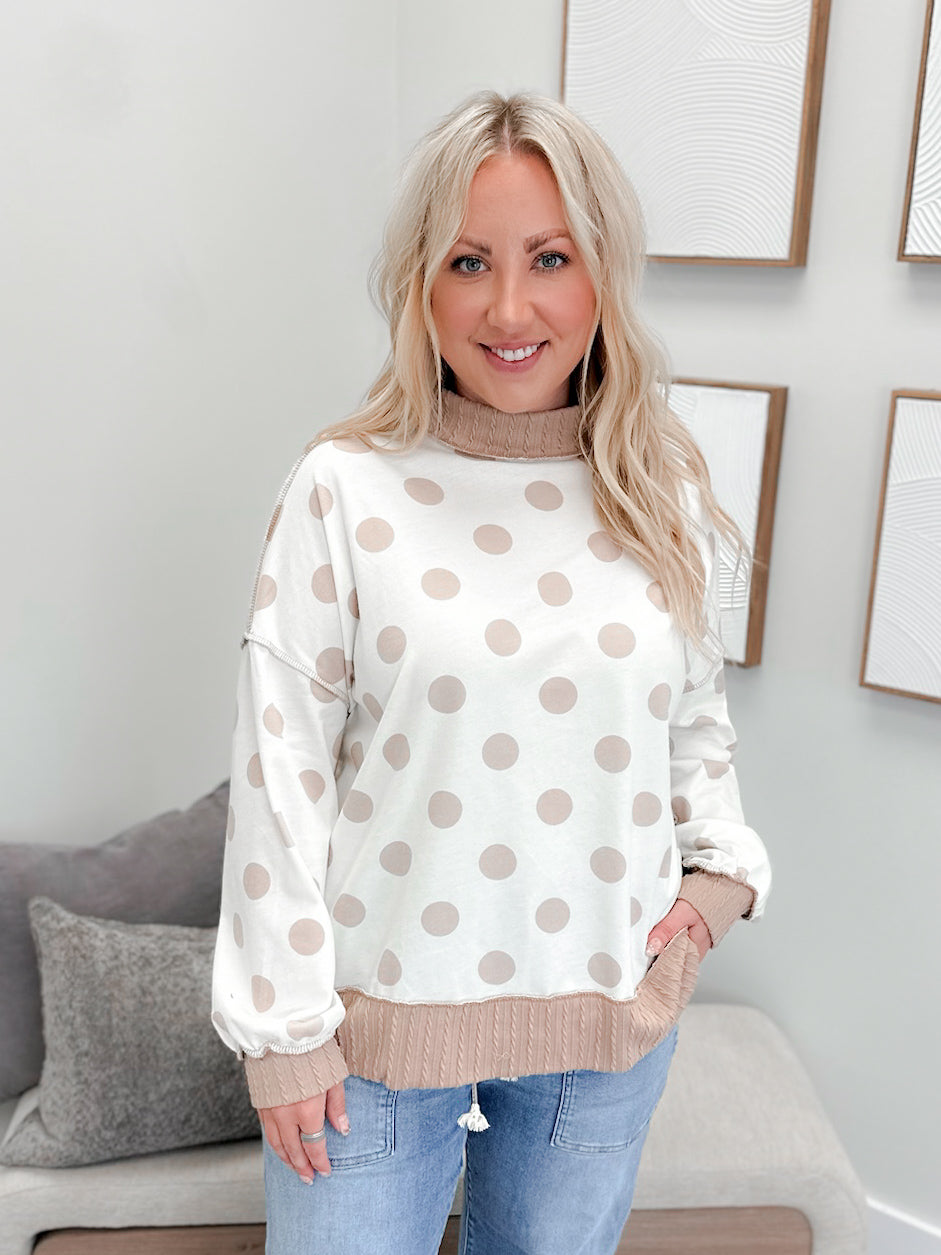 Dotty Pullover in Ivory/Taupe