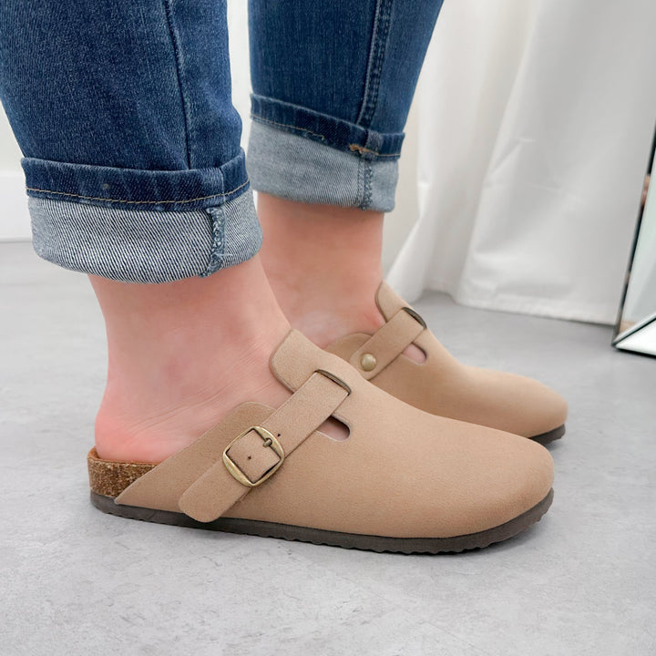 Anders Clogs in Taupe