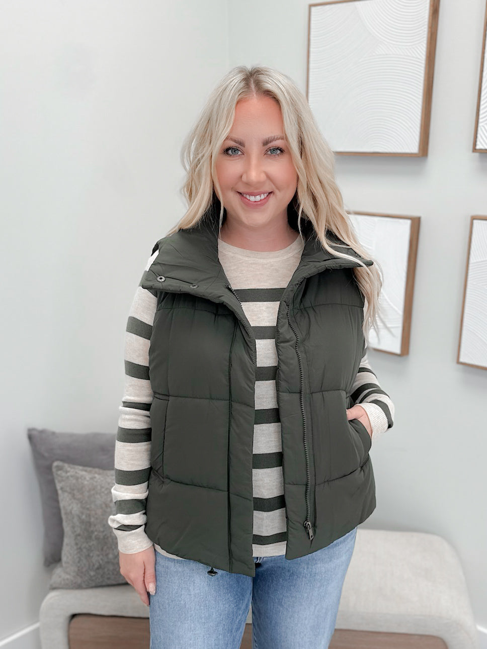 Wanderer Vest in Olive