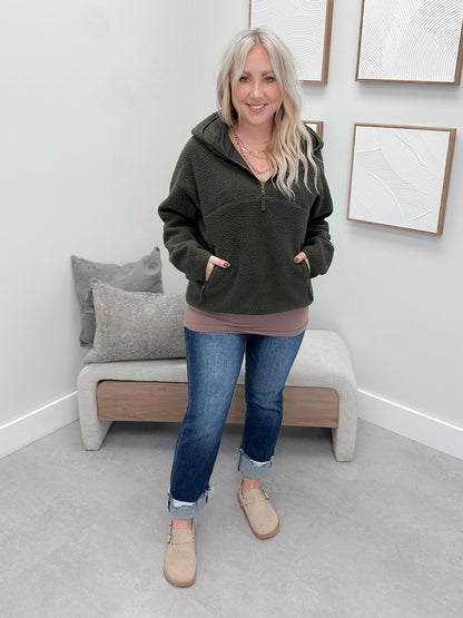 Flinn Jacket in Olive