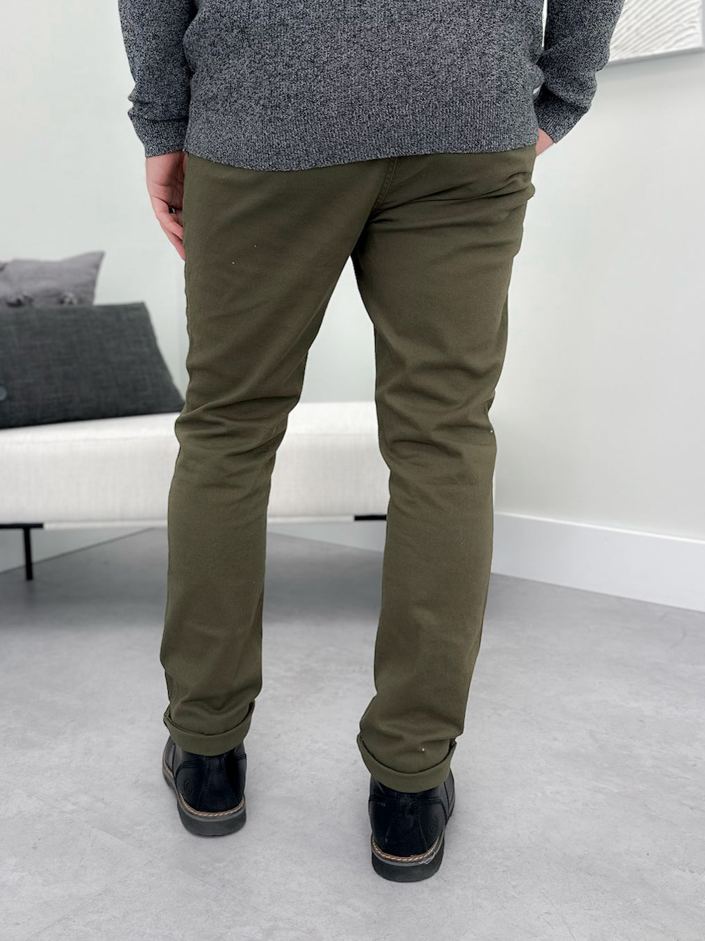 Mens Ethan Joggers in Dark Pine
