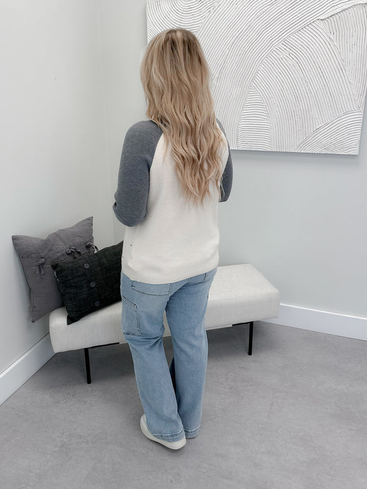 Lilly Waffle Sweater in Grey