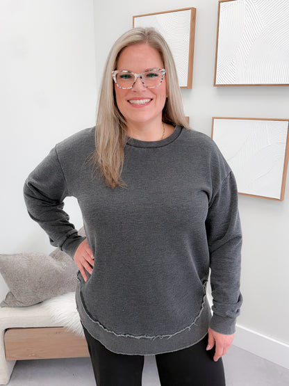 Banks Pullover in Vintage Black