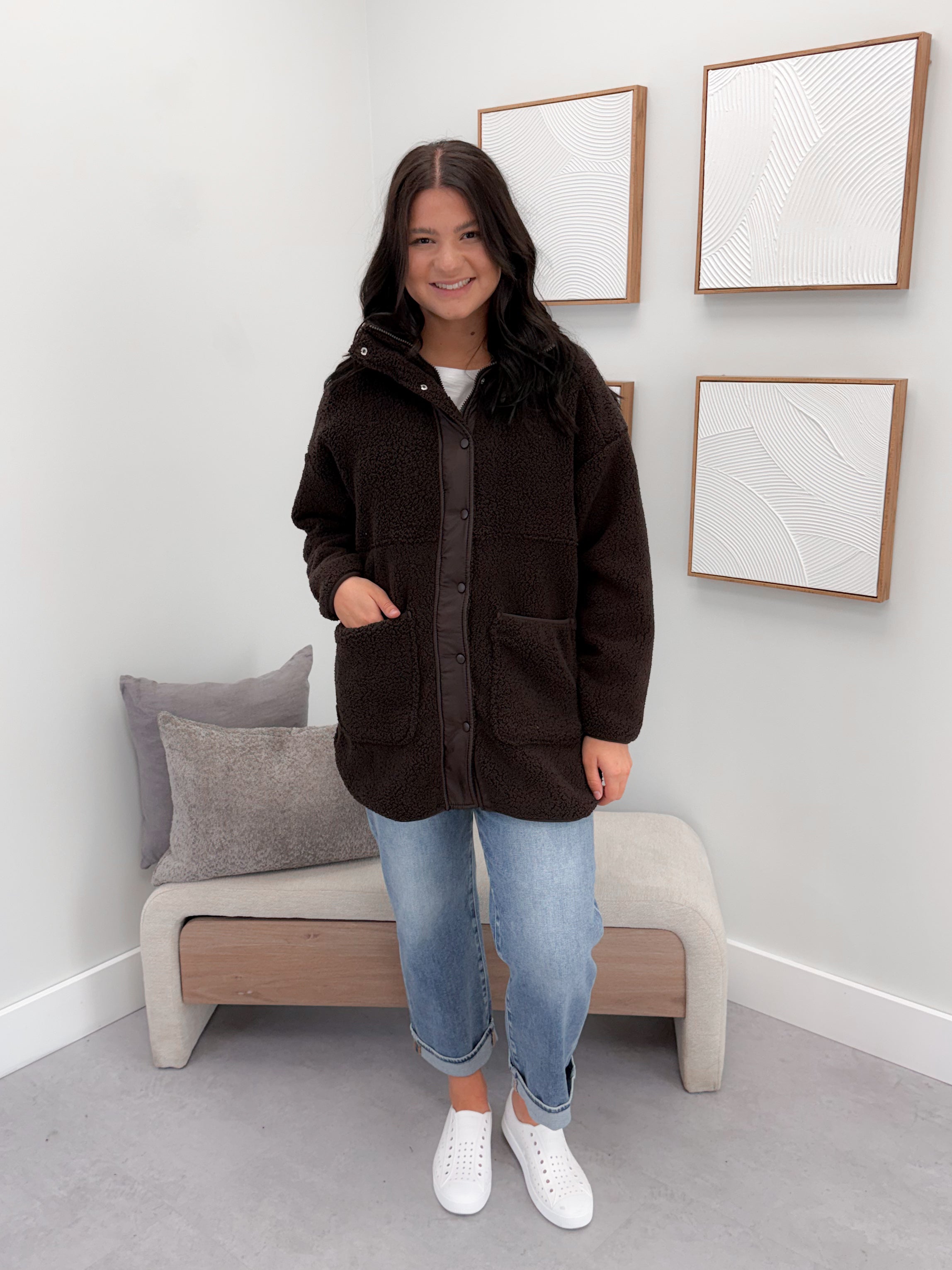 Aspen Teddy Sherpa Jacket in Chocolate