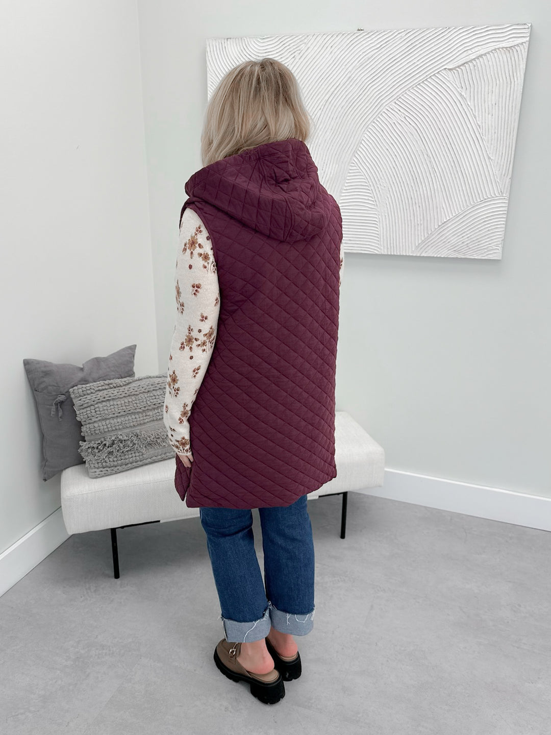 Jonnie Quilted Vest in Plum