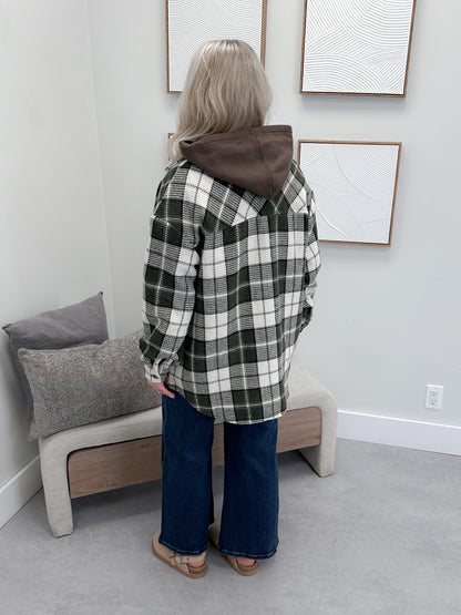 Ledge Shacket in Olive