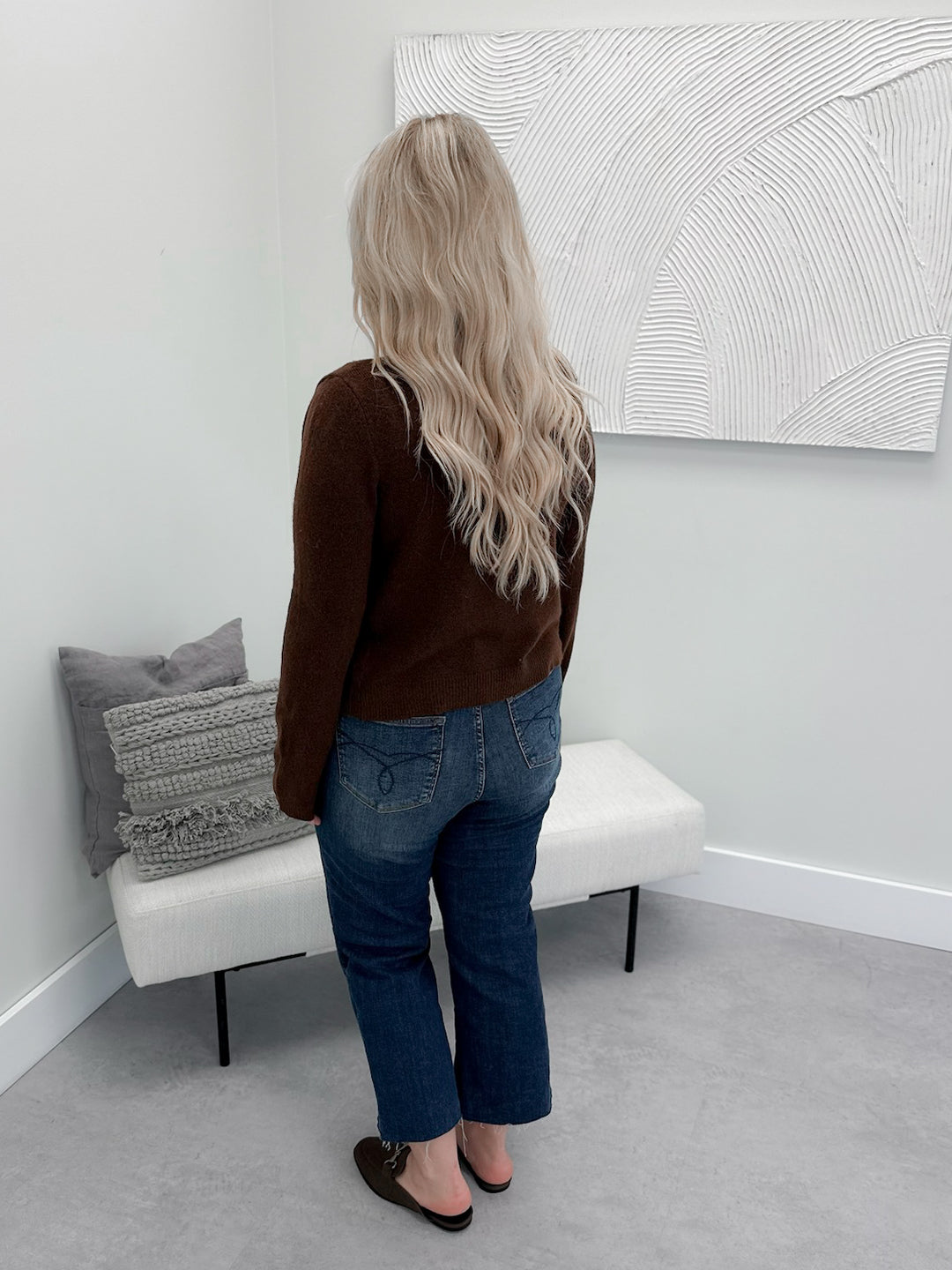 Malu Cardi in Brown