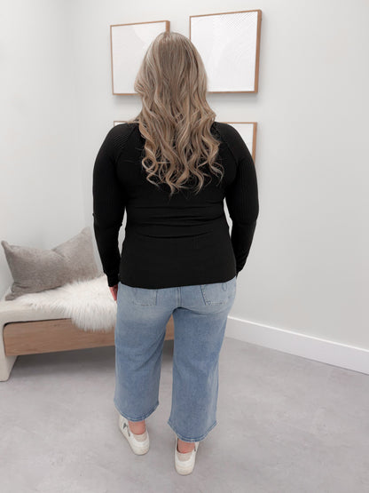 Evie Long Sleeve in Black