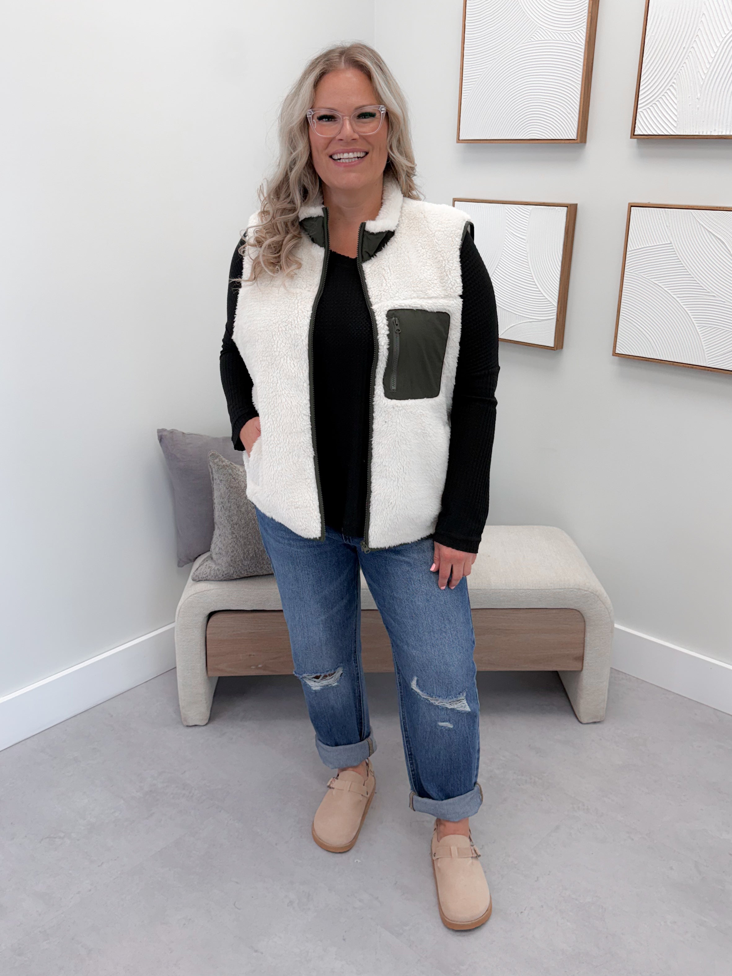 Savana Vest in Ivory/Olive