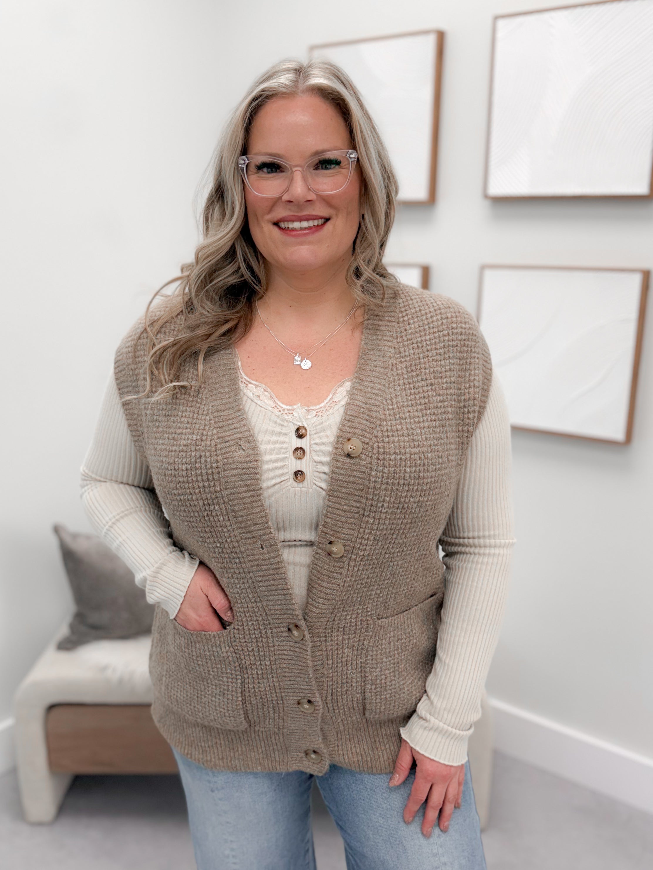 Jerrie Sweater in Doe