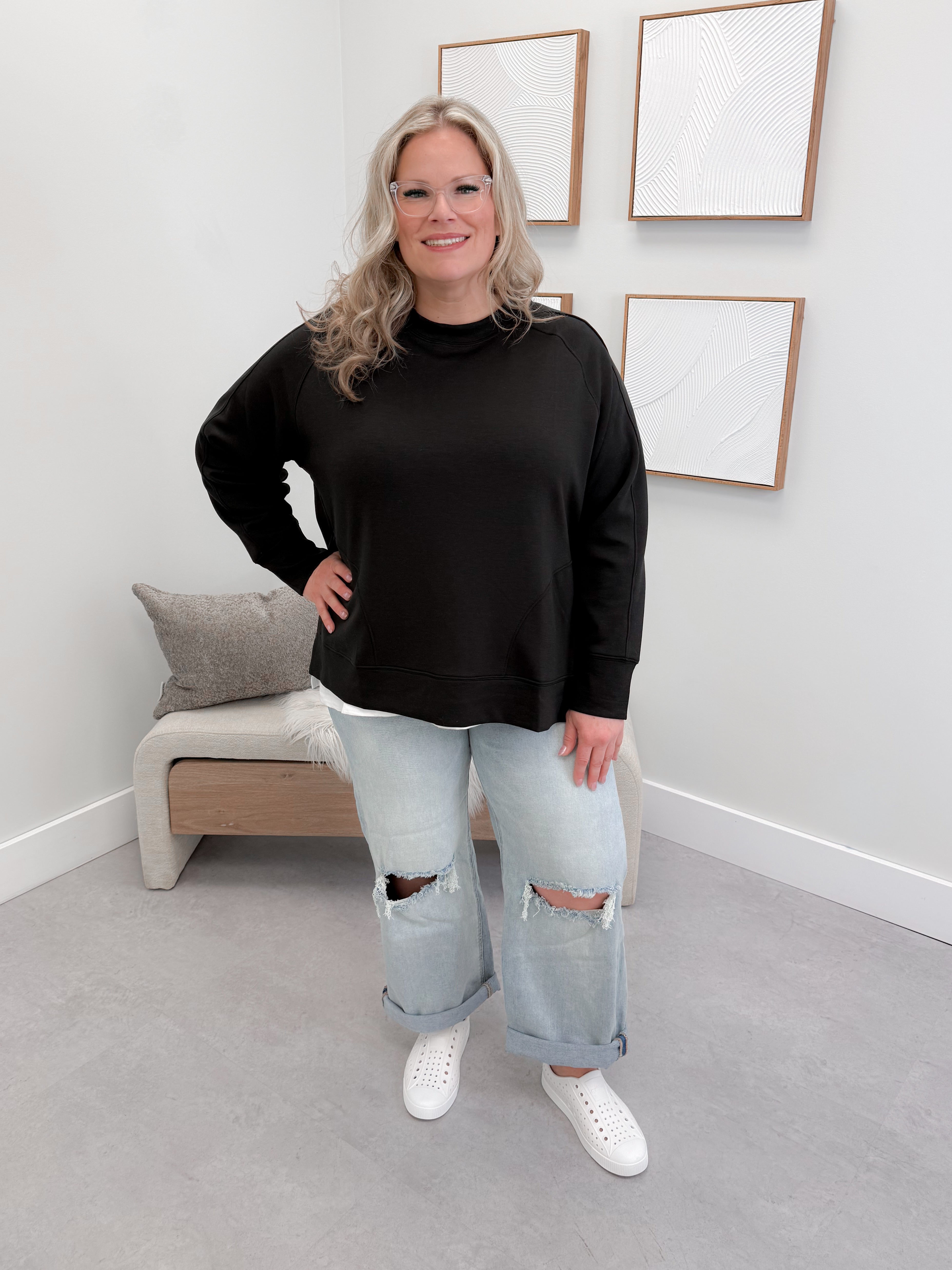 Willow Scuba Pullover in Black