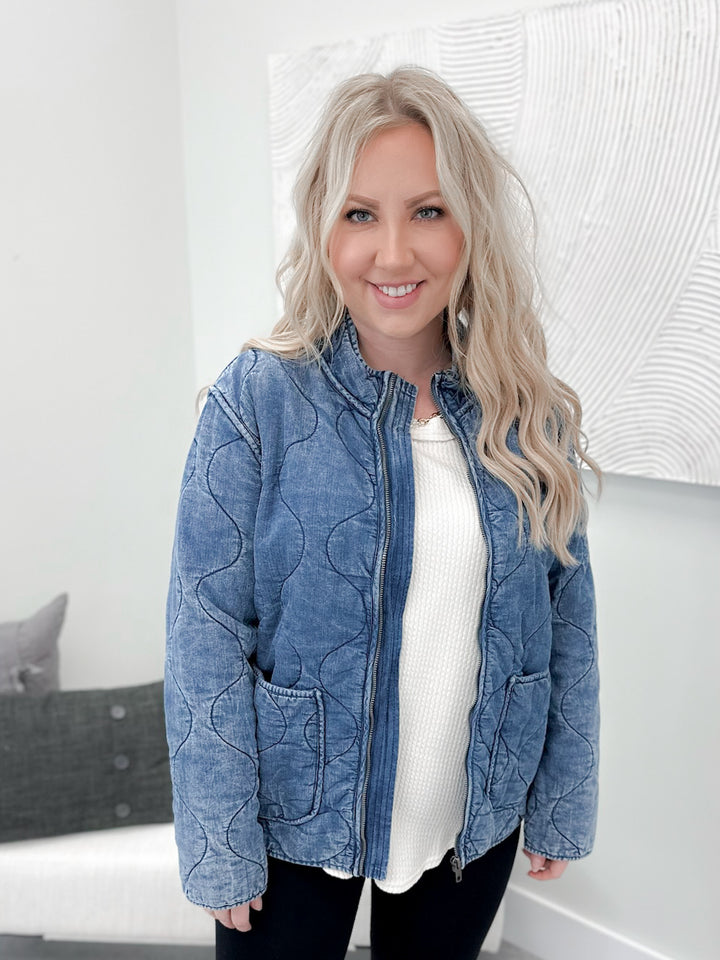 Vivian Quilted Jacket in Acid Denim