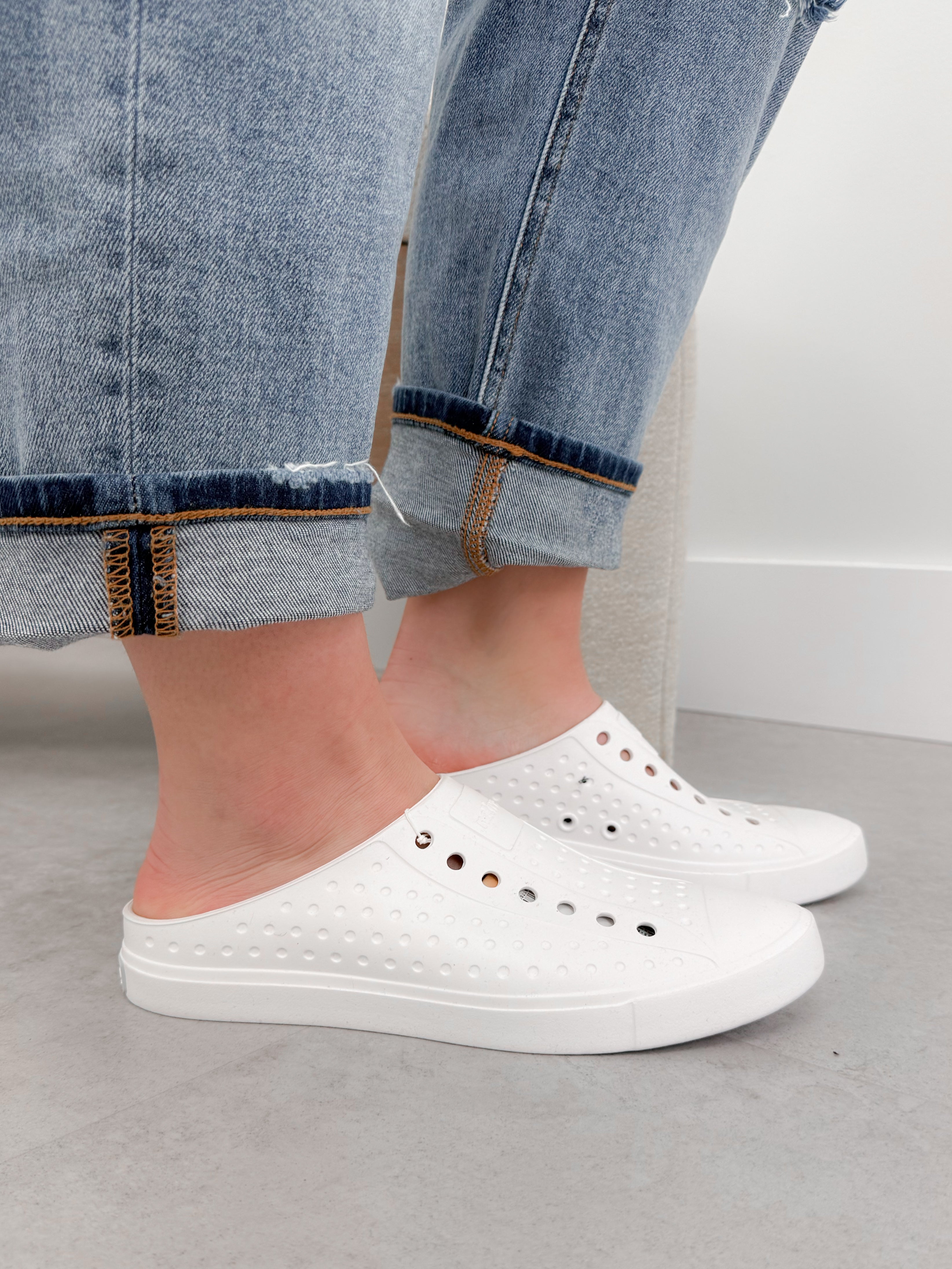 Native Jefferson Clog in Shell White