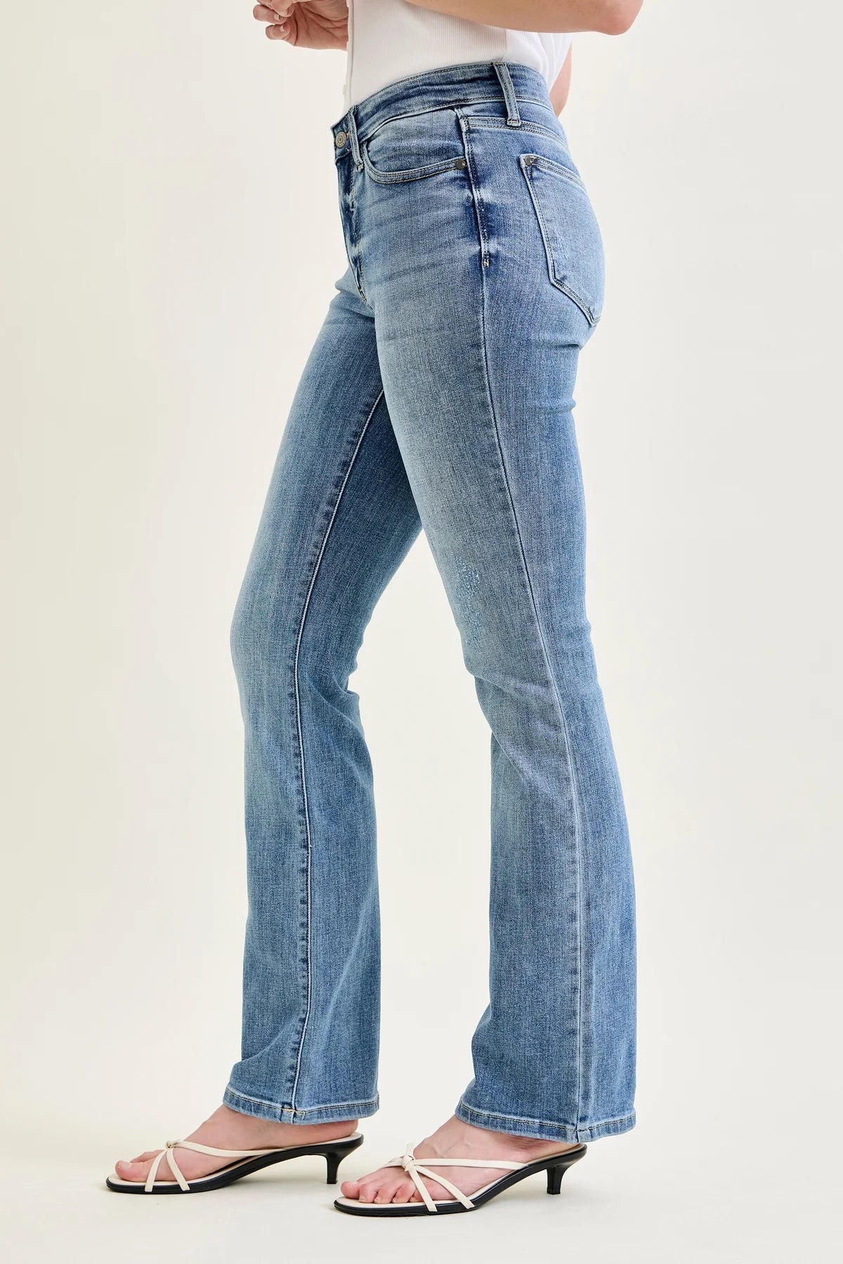 Elliot Bootcut Mid Rise Jeans by Judy Blue ( Long )