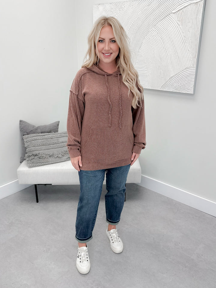Woodland Ribbed Hoodie in Rootbeer