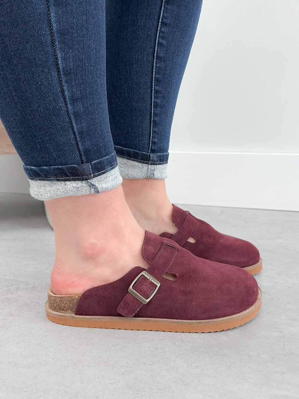 Capri Clog in Maroon