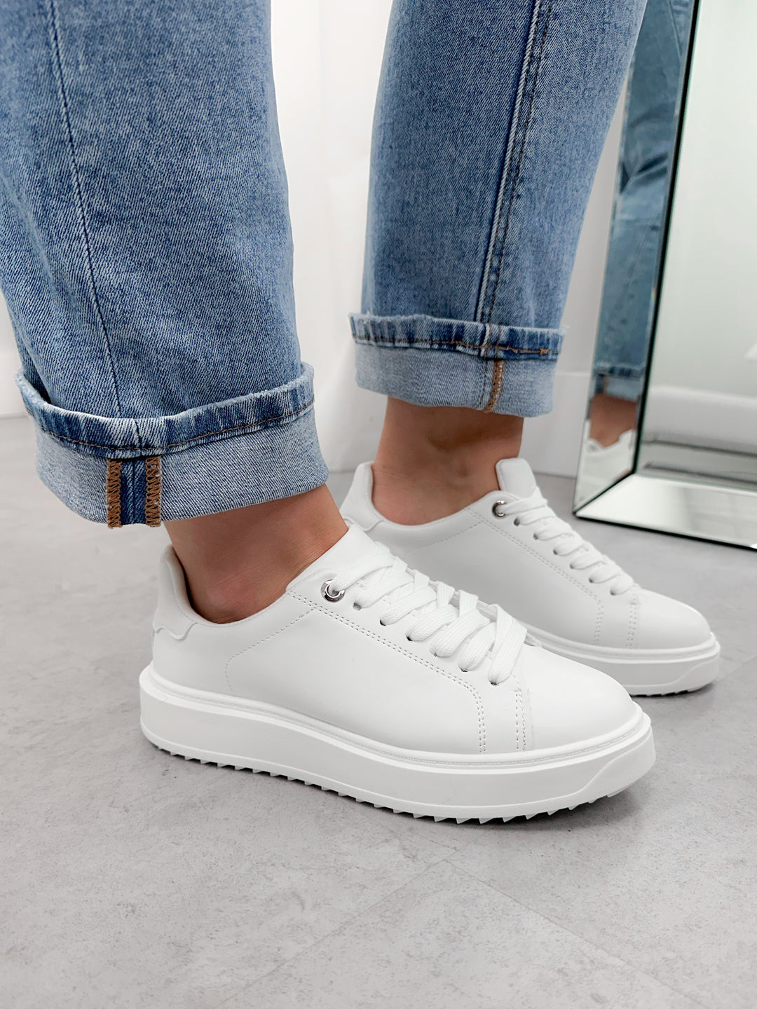 Shiloh Sneaker in White