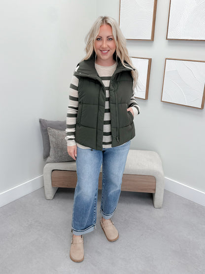 Wanderer Vest in Olive