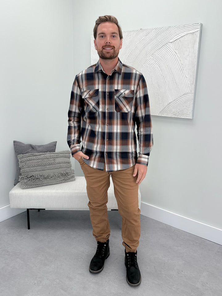 Rexford Mens Button up in Paprika