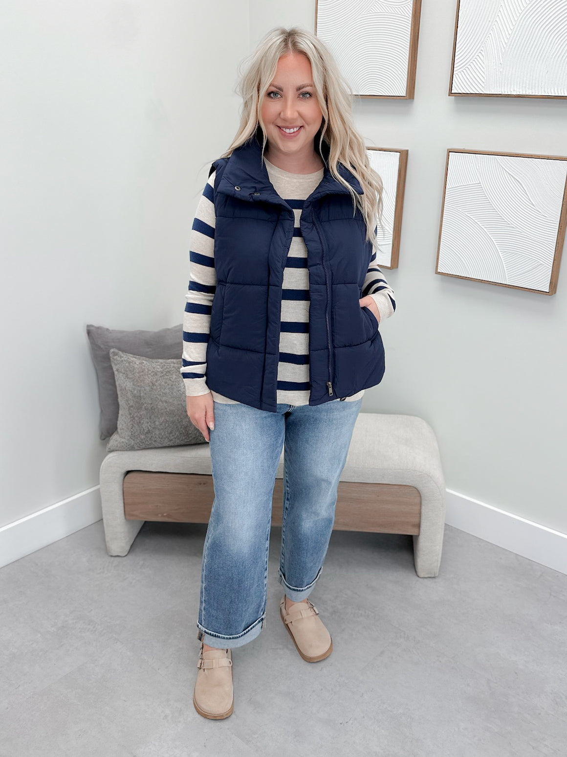 Wanderer Vest in Navy