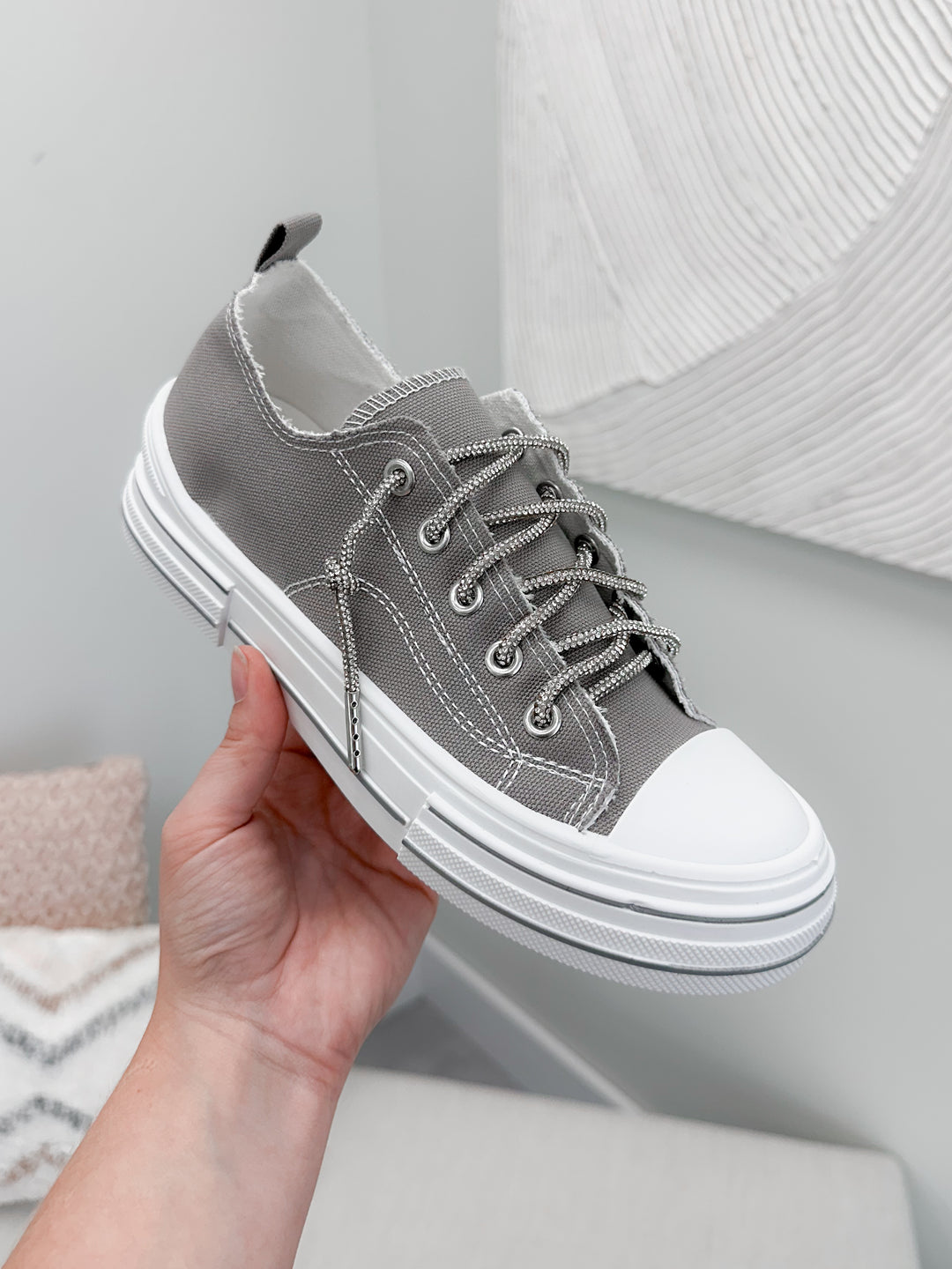 Glitz Sneaker in Grey