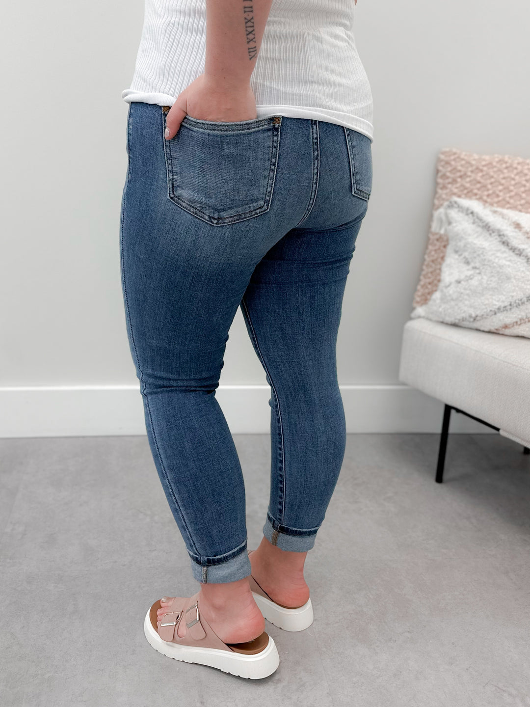 Kiara Mid Rise Jeans by Judy Blue