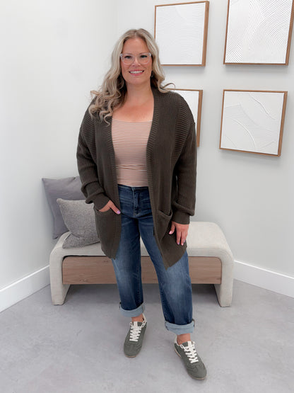 Mia Cardigan in Olive