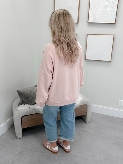 Moon Pullover in Pink