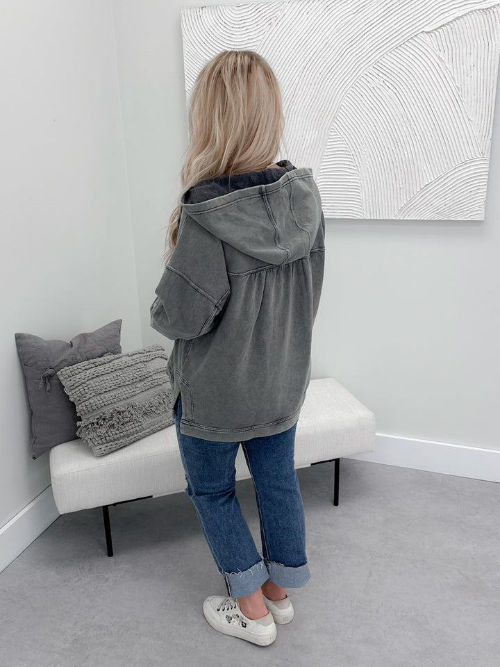 Vale Pullover in Denim Wash