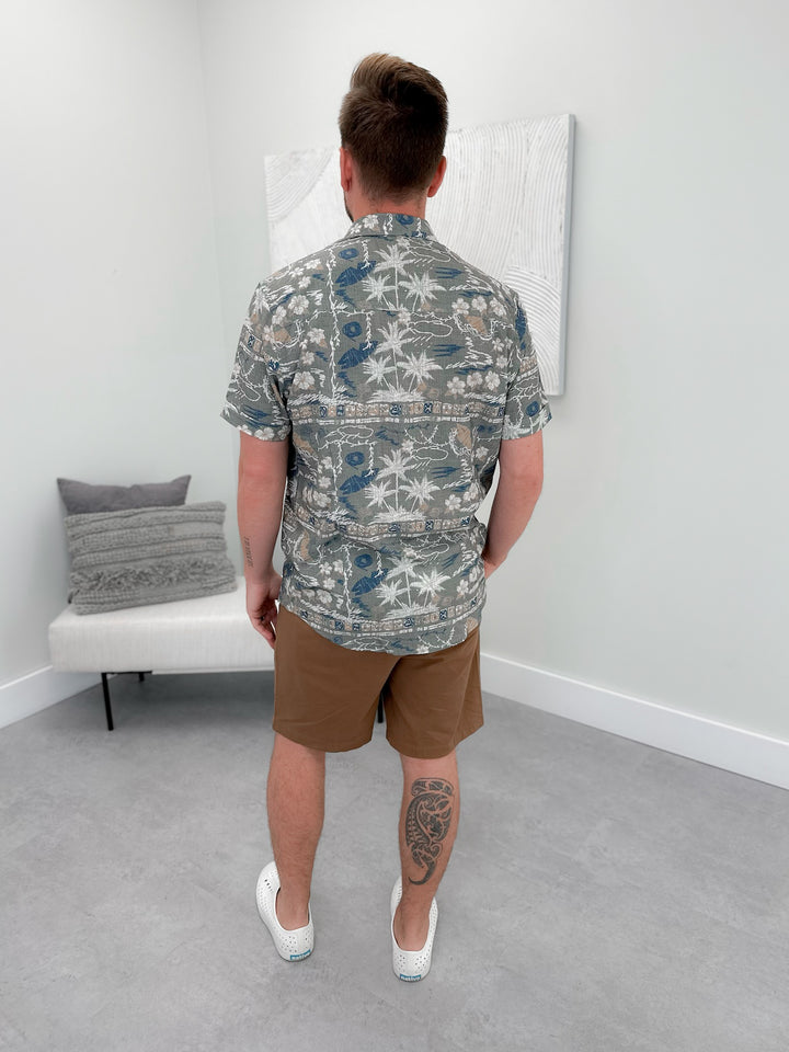 Traveler Mens Button Up in Sage