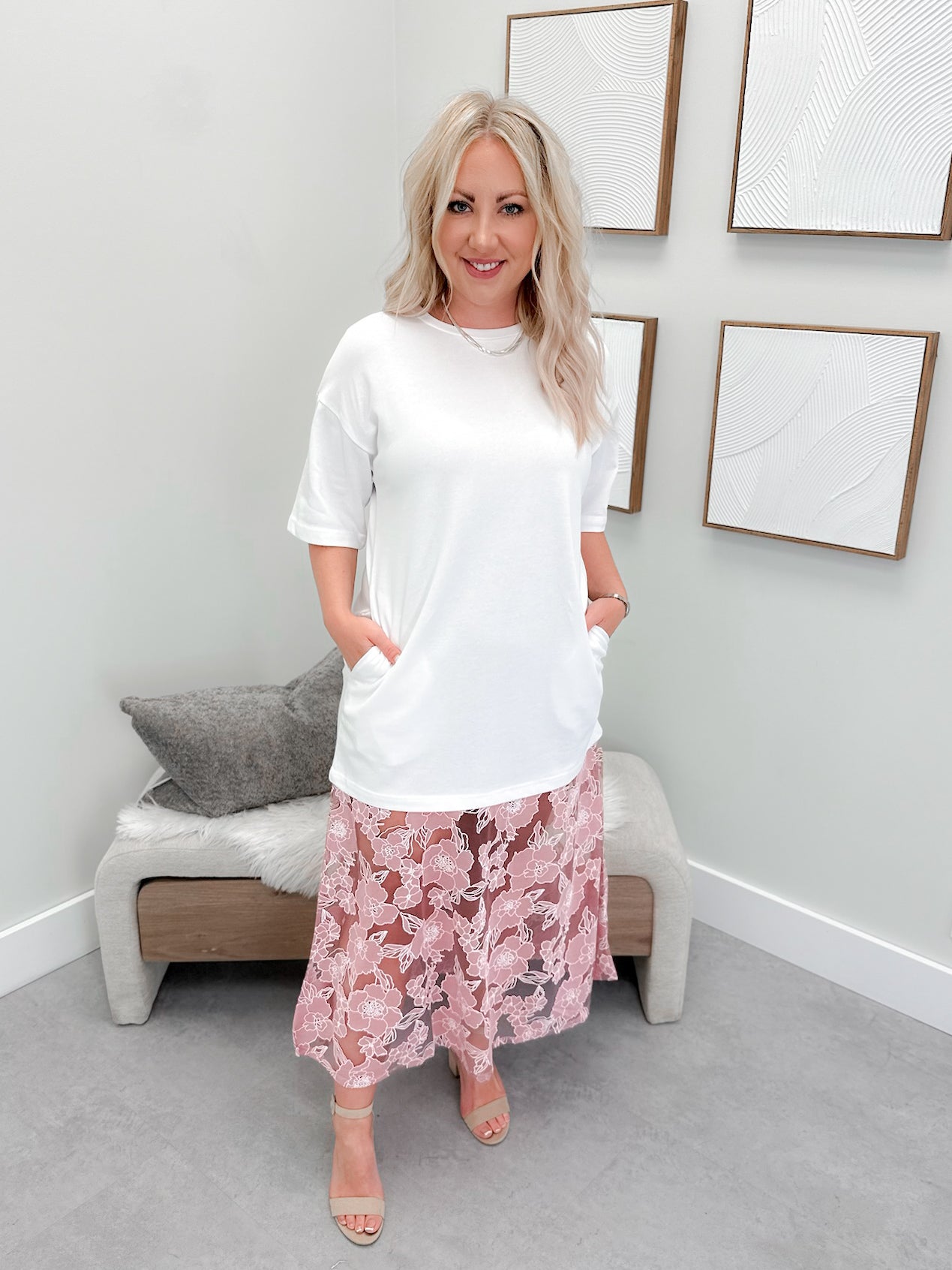 Cali Tee Dress in White/Rose