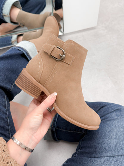 Jason Boot in Taupe