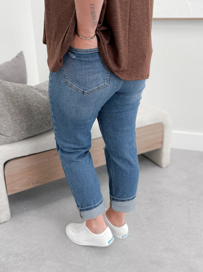 Billie Boyfriend High Rise Rigid Magic Jeans by Judy Blue