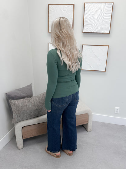 Larina Ribbed Long Sleeve in Pine