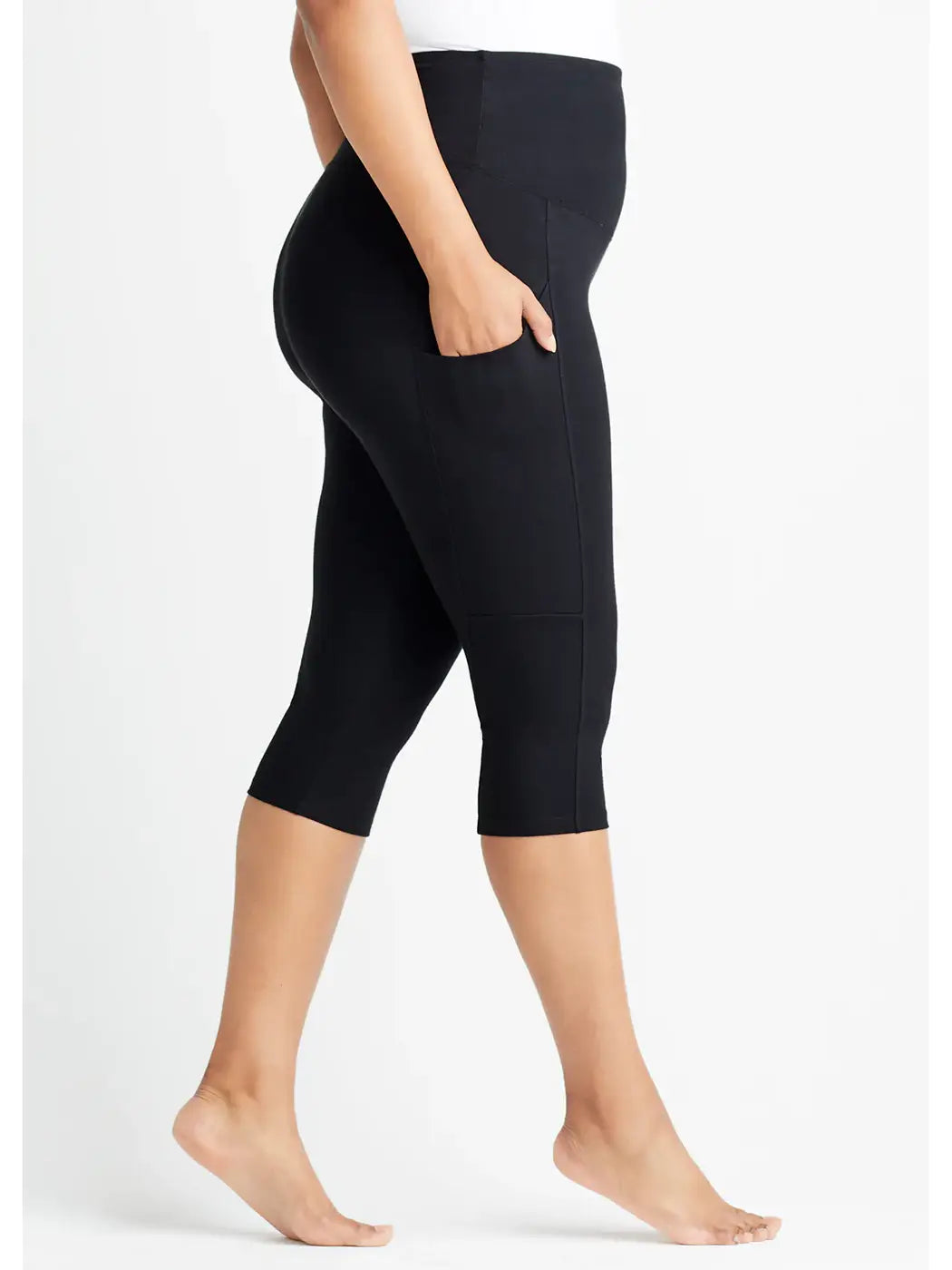 Pocket Cropped 360 Sculpt™ Tummy Control Leggings in Black