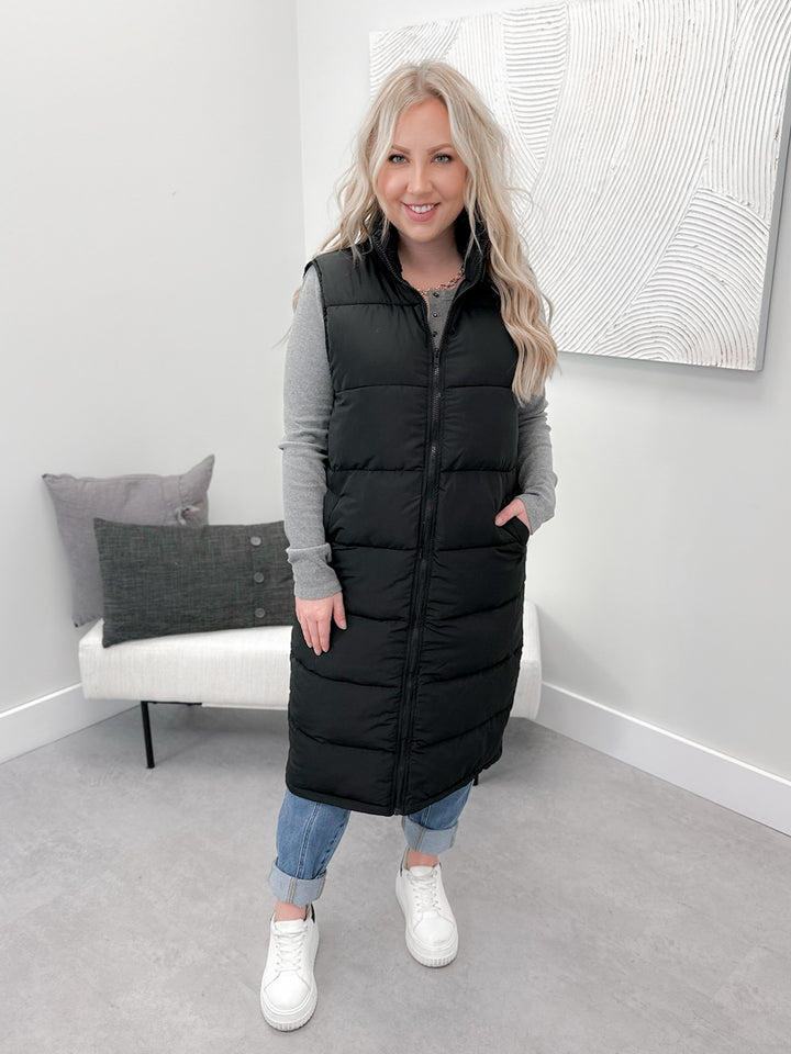 Elsa Puffer Vest in Black