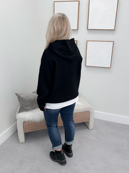 Della Hoodie in Black