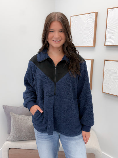 Polaris Quarter Zip in Navy