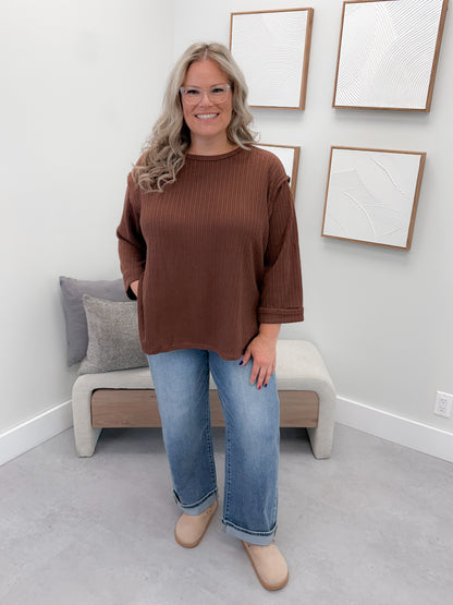 Tindra Sweater in Brown