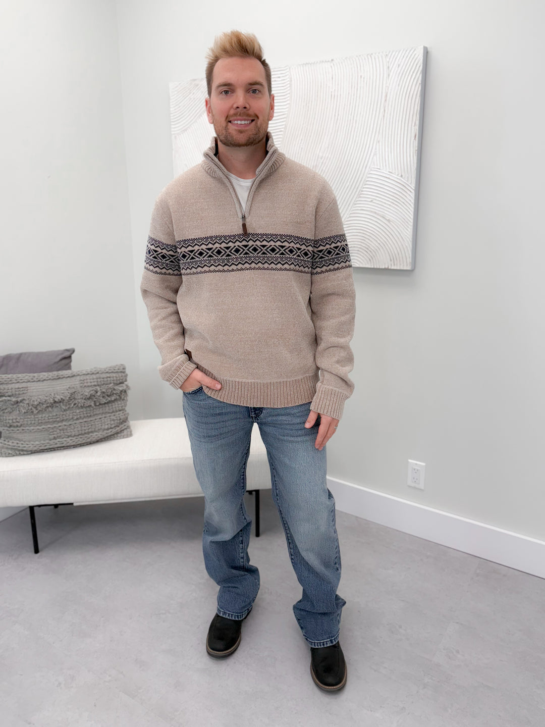 Ridge Men's Sweater in Stone