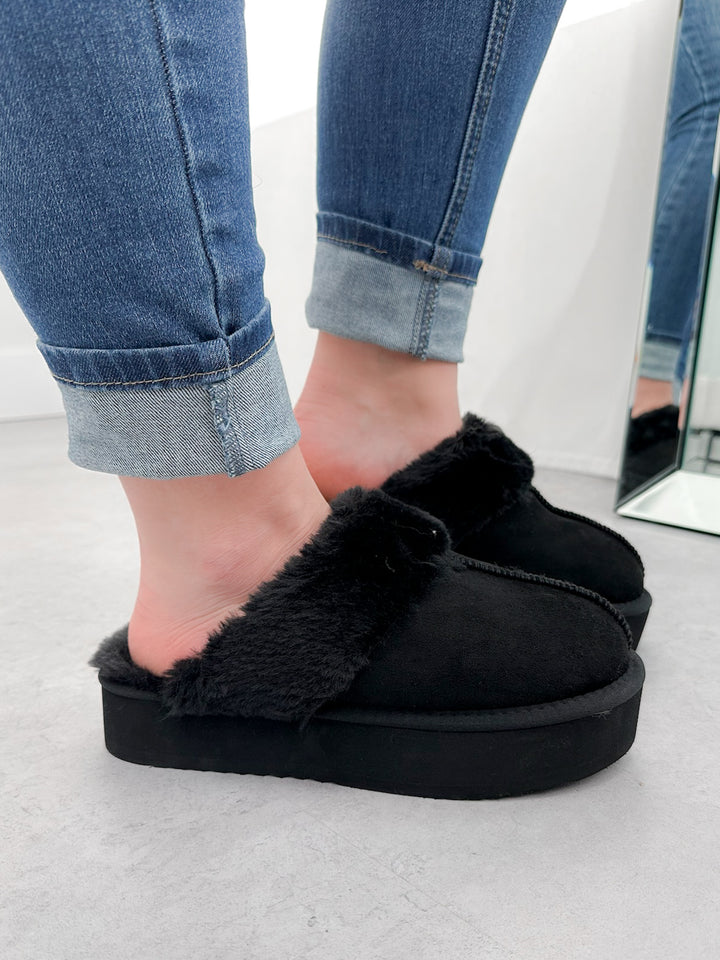 Solice Platform Slip Ons in Black