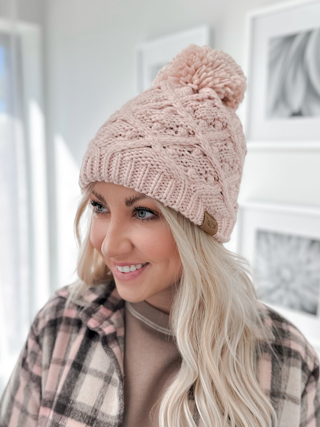 Cable Knit Toque in Pink