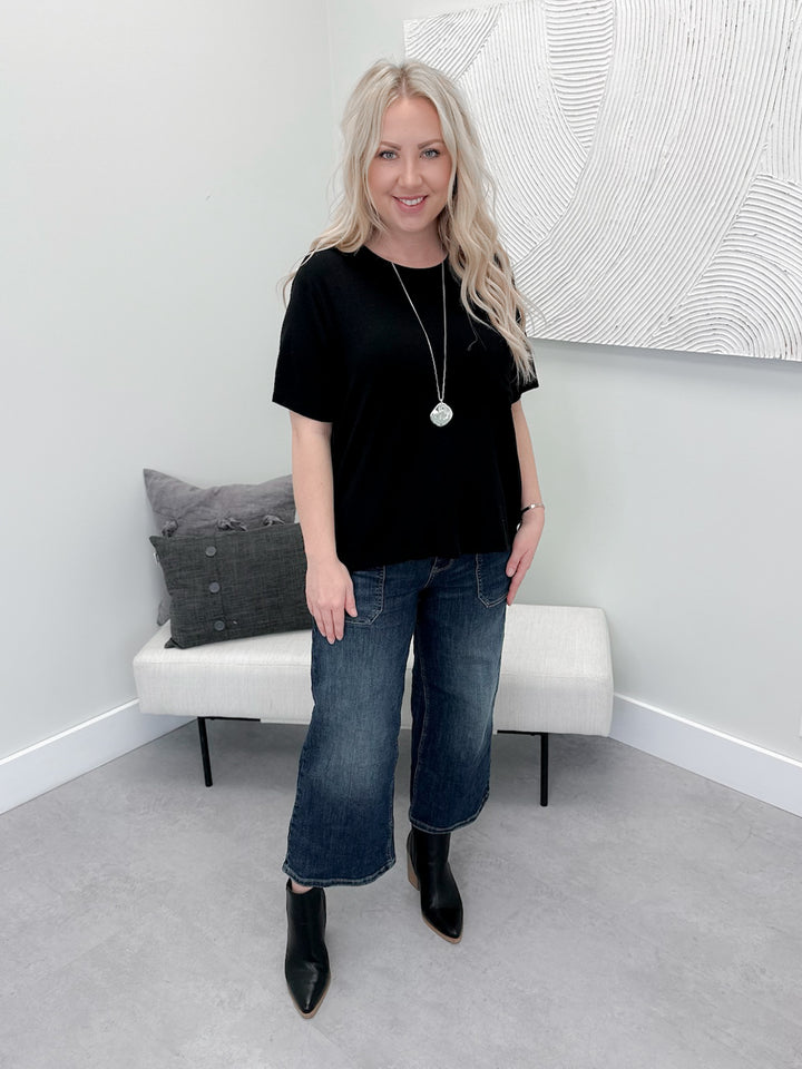 Dakota Pocket Tee in Black